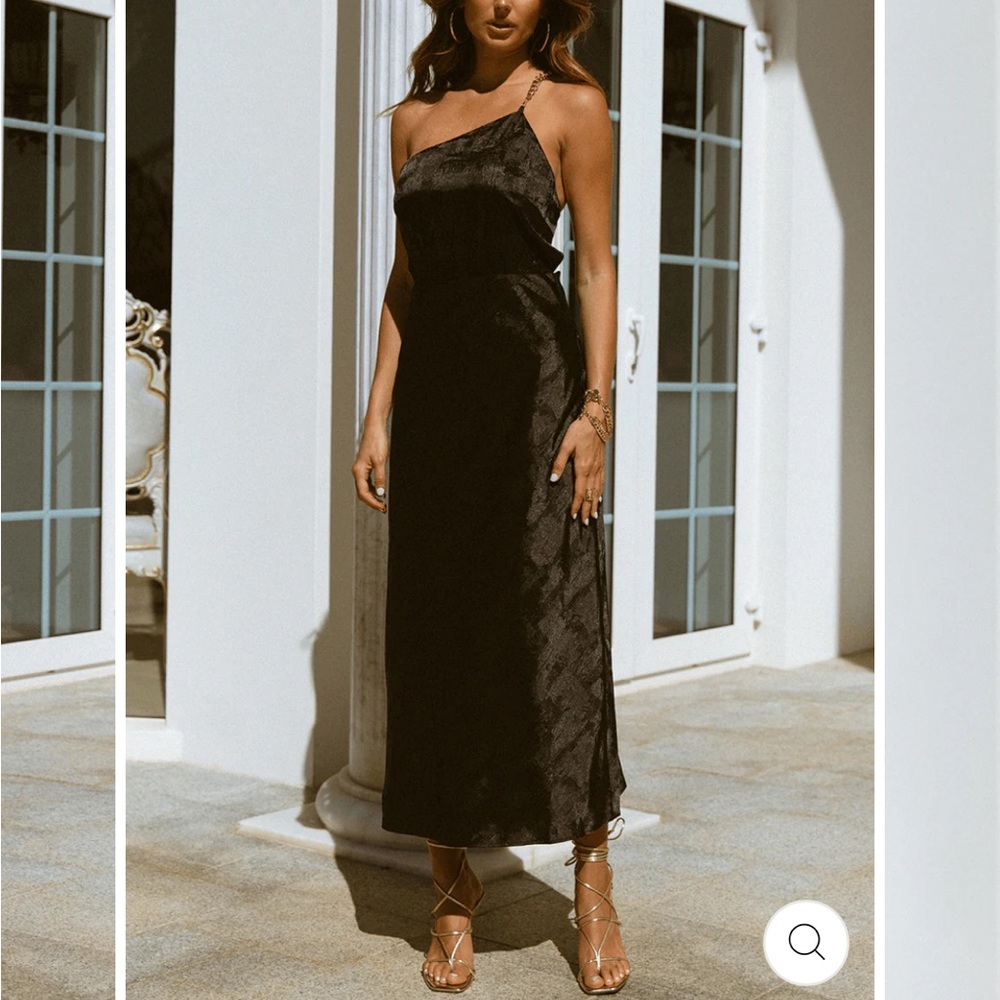 NWT Runaway Label Larcy Slip Dress Black Midi with Gold Chain - Size XS